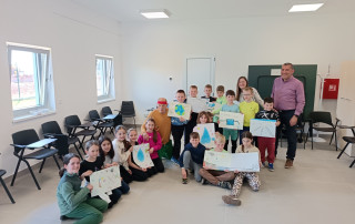 ODRŽANA RADIONICA ZA UČENIKE TREĆEG RAZREDA OŠ „JURAJ DOBRILA“ ROVINJ – ROVIGNO ODRŽANA RADIONICA ZA UČENIKE TREĆEG RAZREDA OŠ „JURAJ DOBRILA“ ROVINJ – ROVIGNO