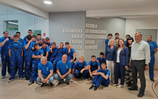 RADNA ODJEĆA ZA UČENIKE STRUKOVNE ŠKOLE EUGENA KUMIČIĆA ROVINJ – ROVIGNO